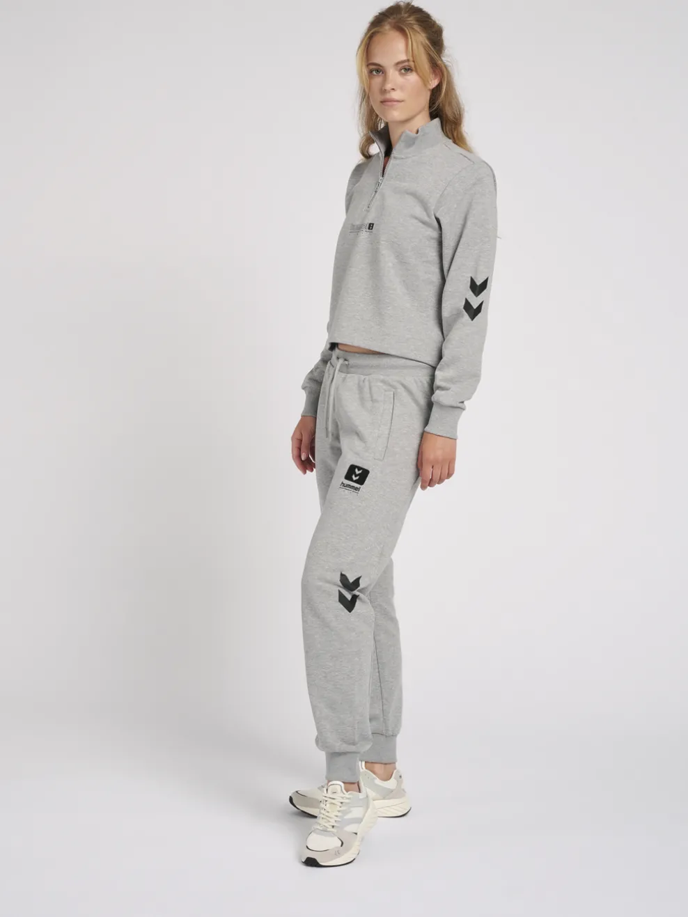 hmlLGC NIKKA CROPPED HALFZIP