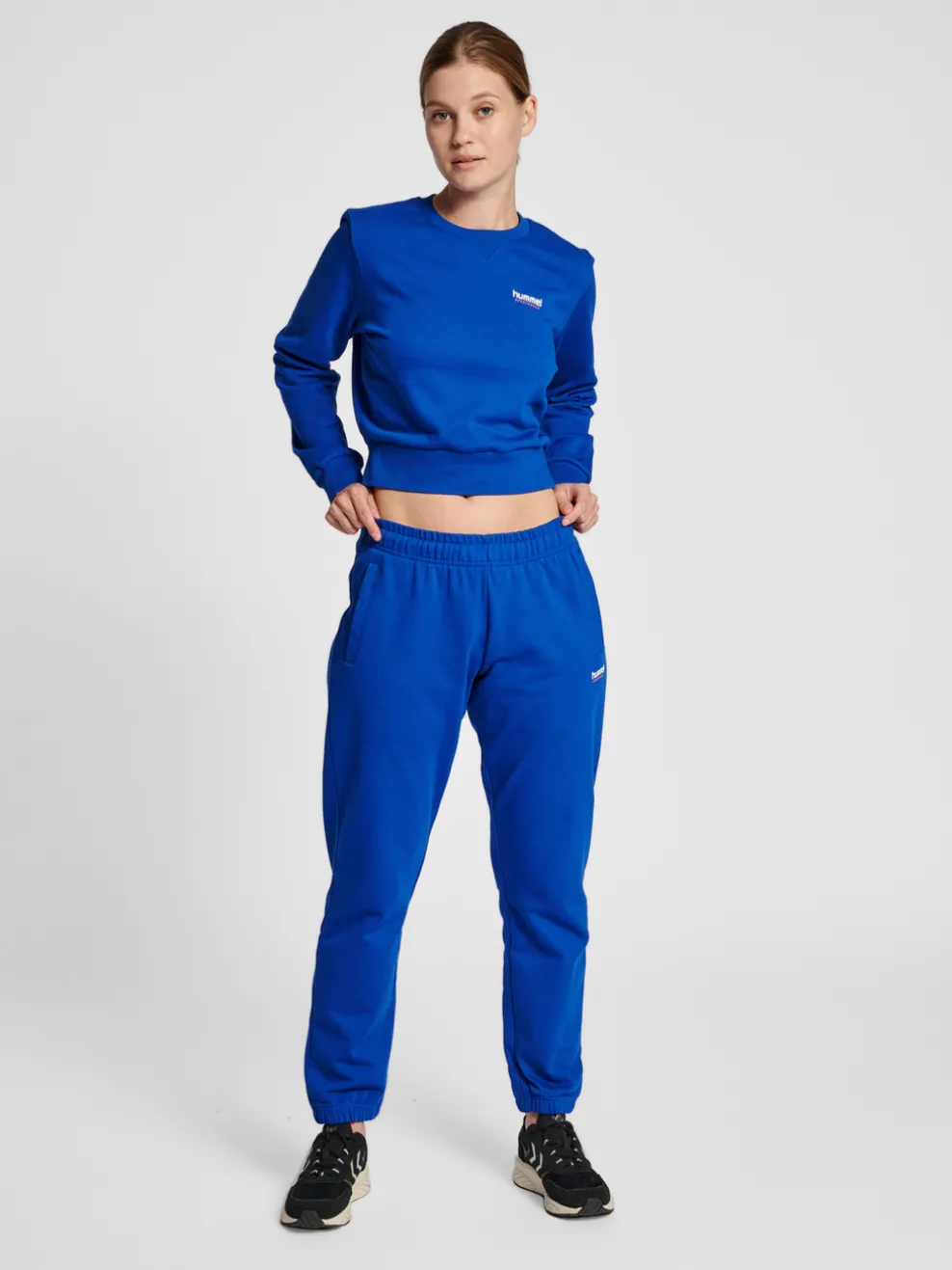 hmlLGC SHAI SHORT SWEATSHIRT