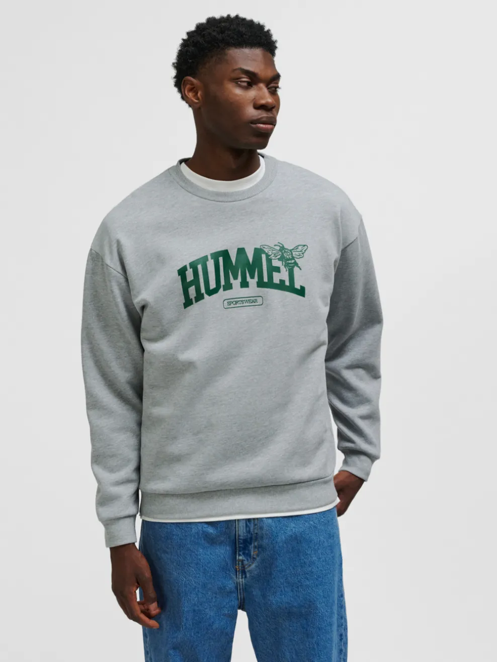 hmlLOOSE CREWNECK UNIVERSITY BEE