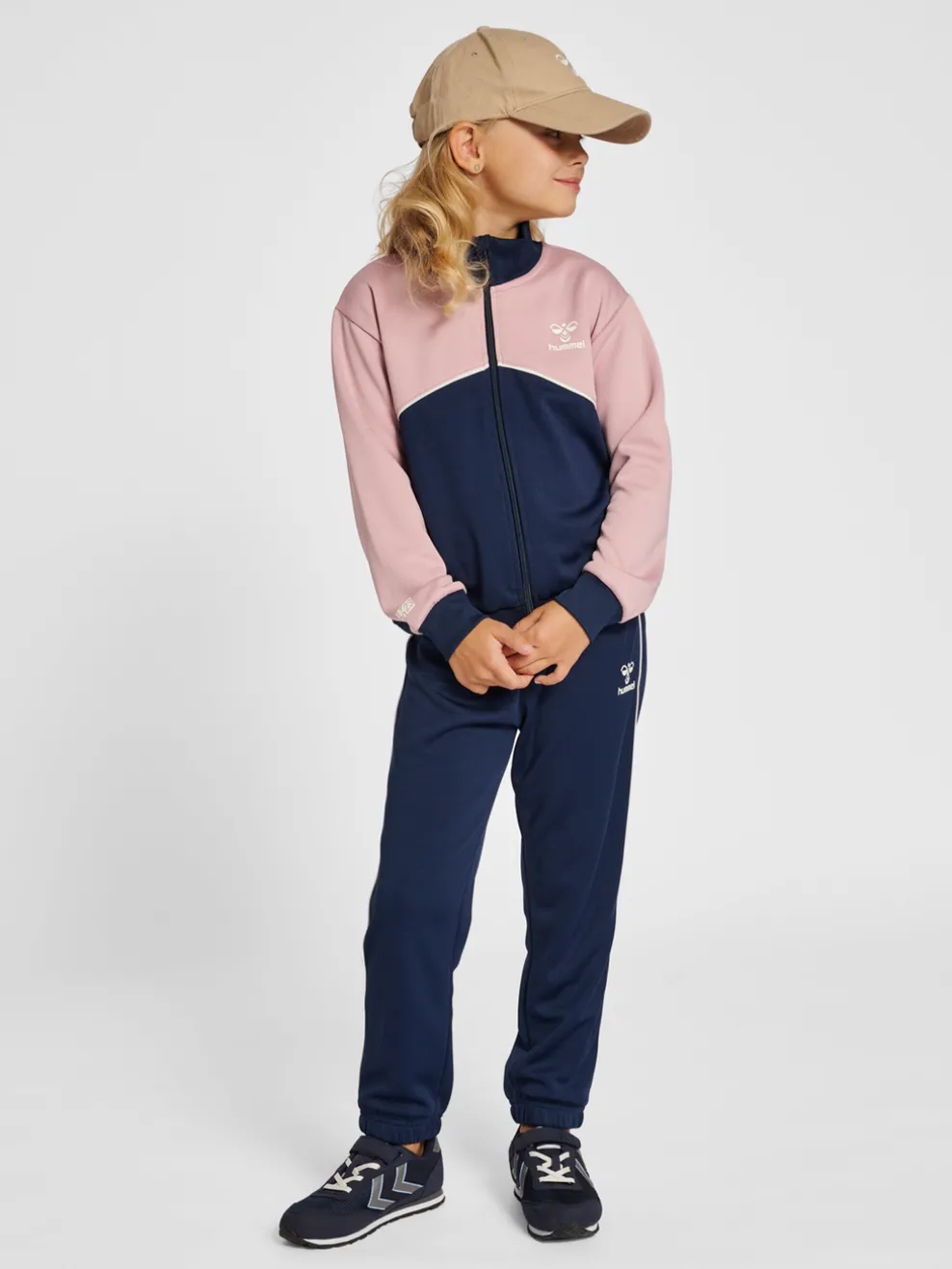 hmlLUBAGO TRACKSUIT