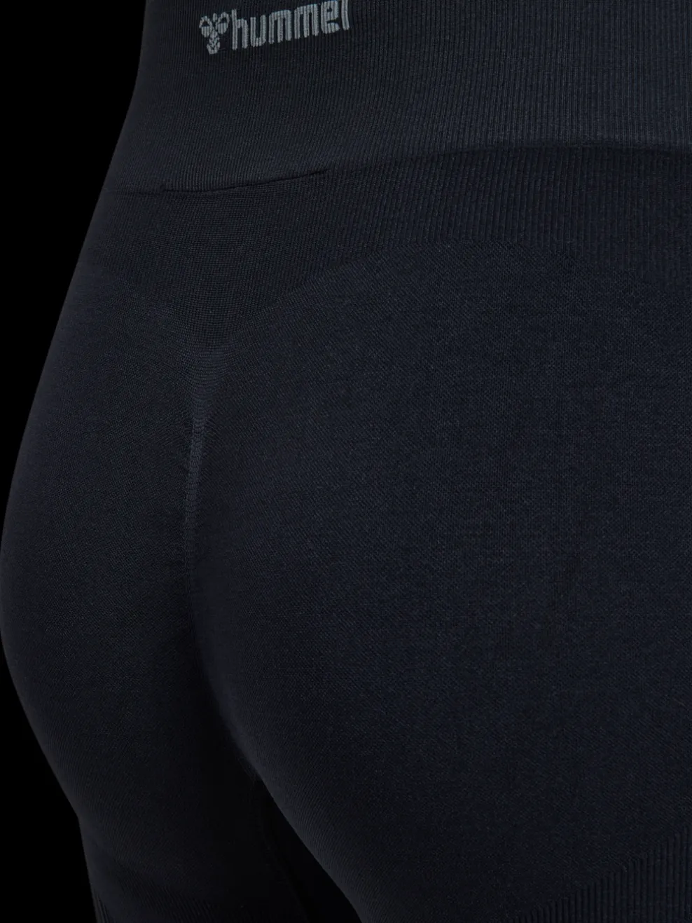 hmlMT DEFINE SEAML SCRUNCH SHORTS
