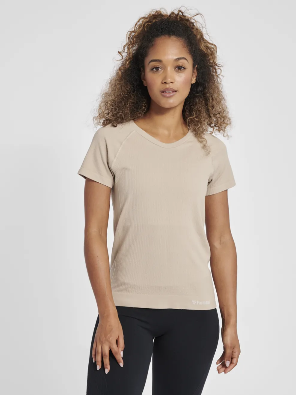 hmlMT FLOW SEAMLESS T-SHIRT