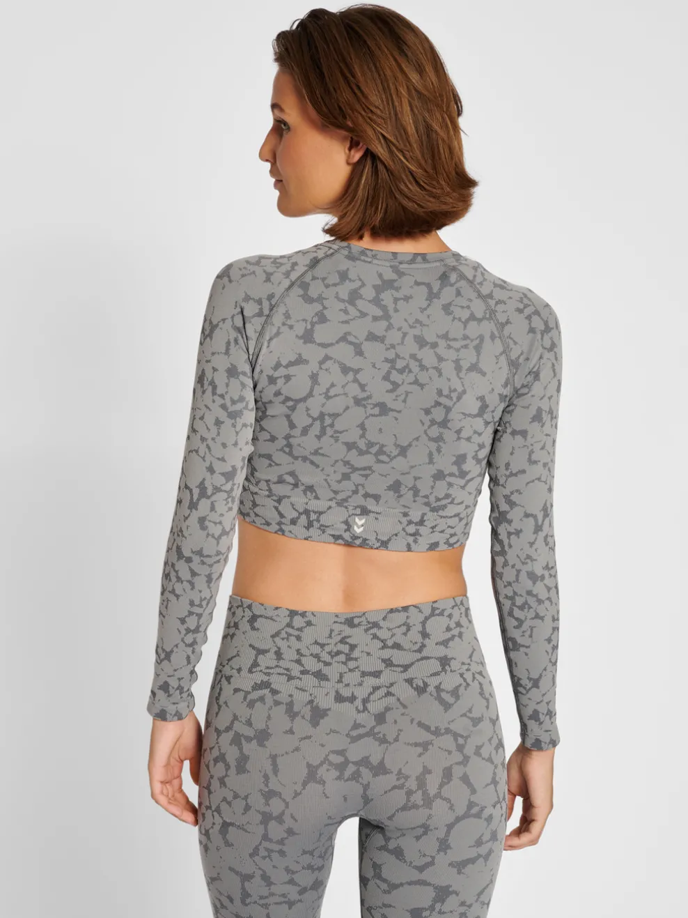 hmlMT PI SEAMLESS CROP T-SHIRT L/S