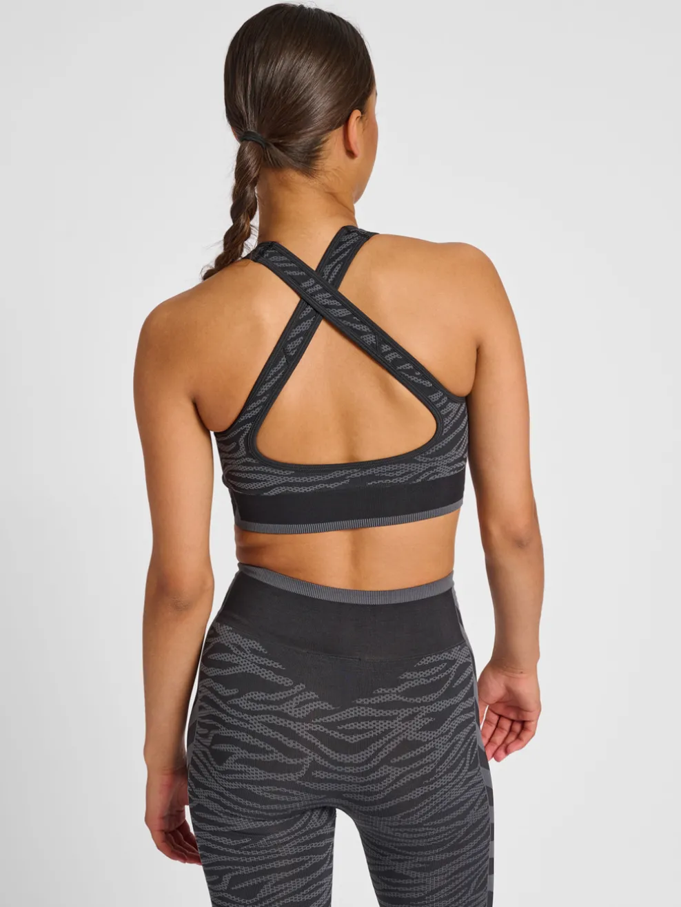 hmlMT SAGA SEAMLESS SPORTS TOP