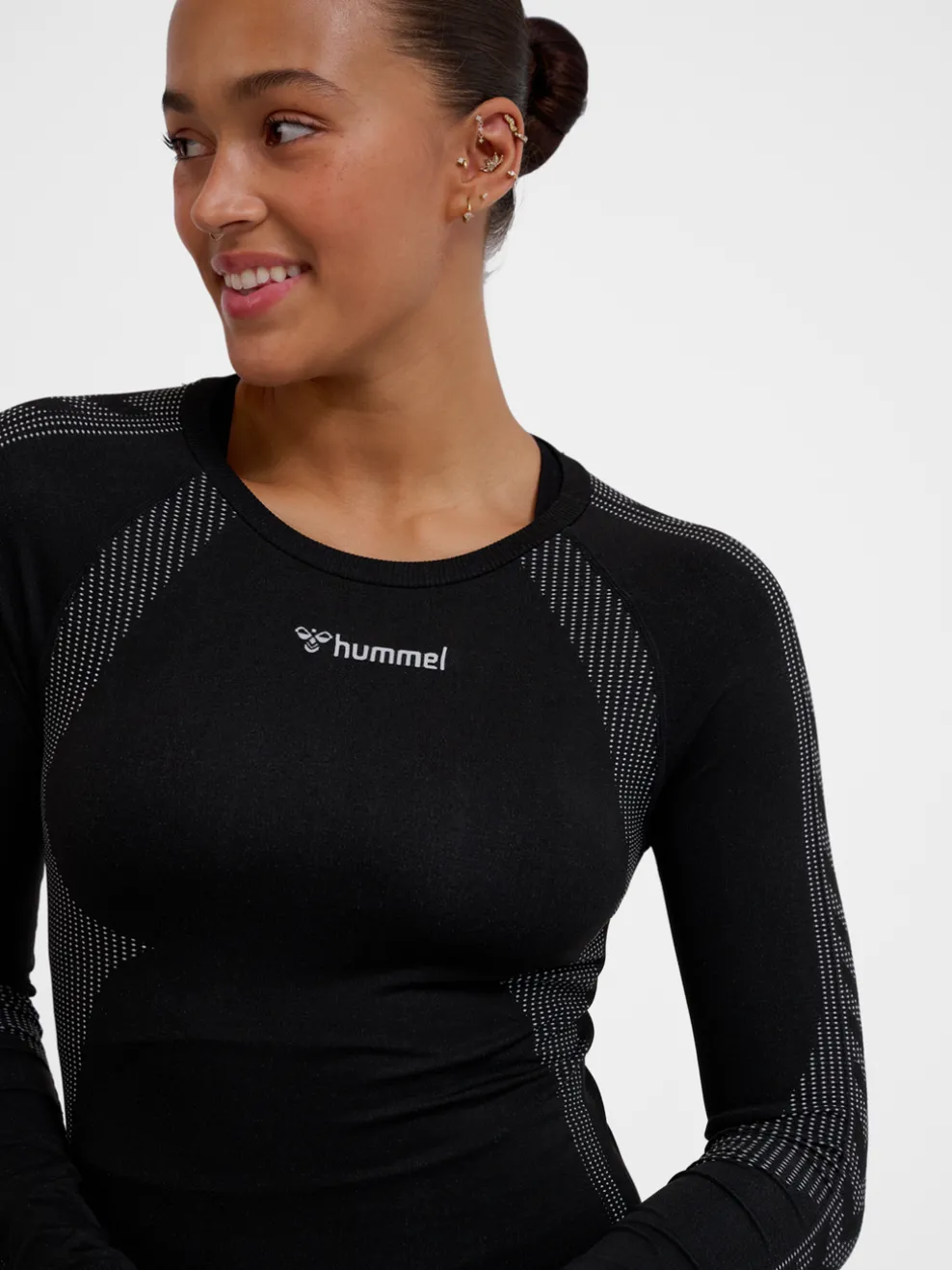 hmlMT SHAPING SEAMLESS T-SHIRT L/S