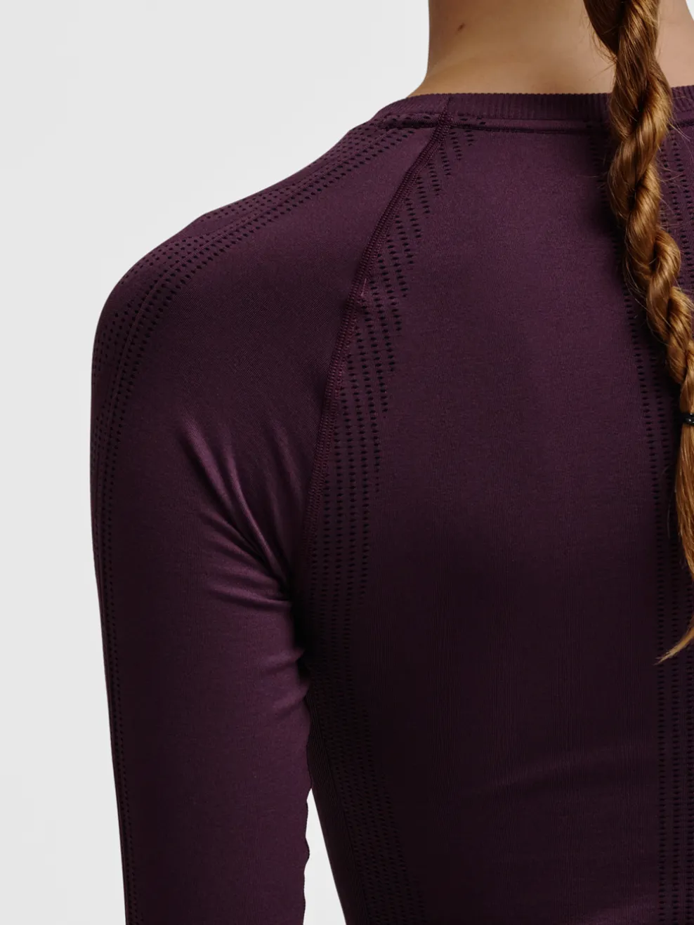 hmlMT SHAPING SEAMLESS T-SHIRT L/S