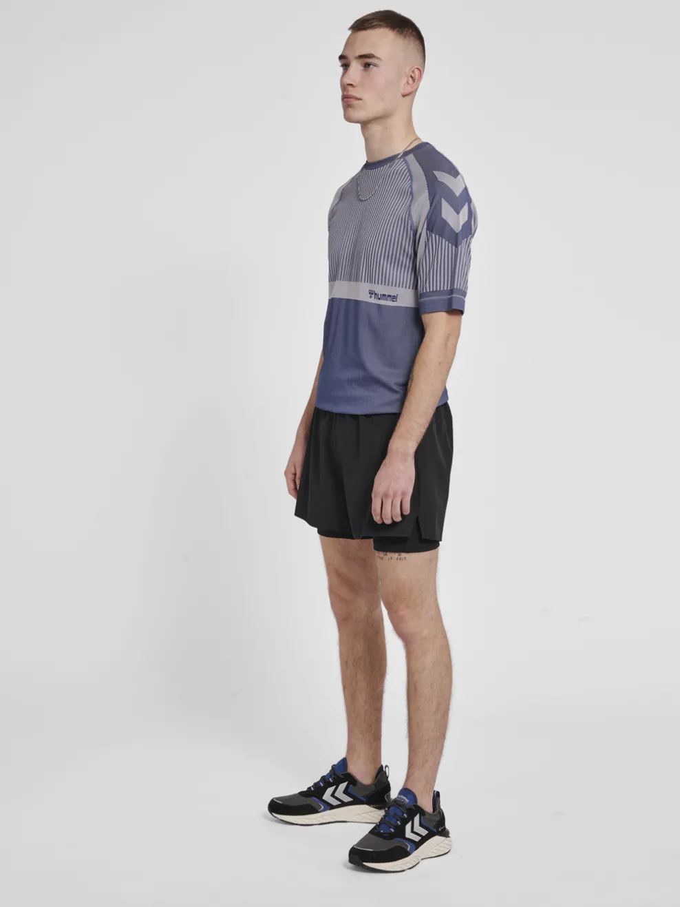hmlMT UNIT SEAMLESS T-SHIRT