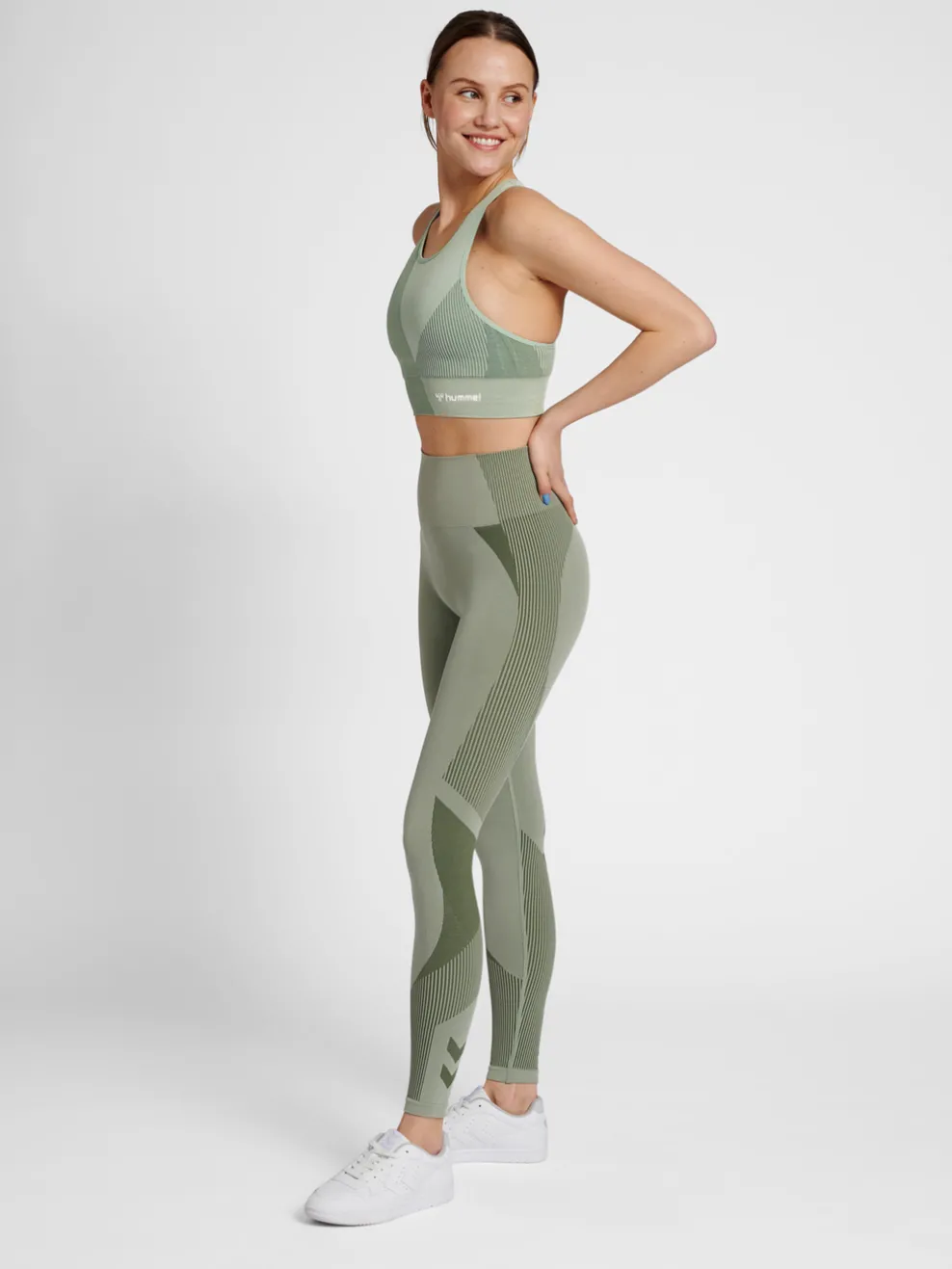 hmlMT UNITE SEAMLESS SPORTS TOP