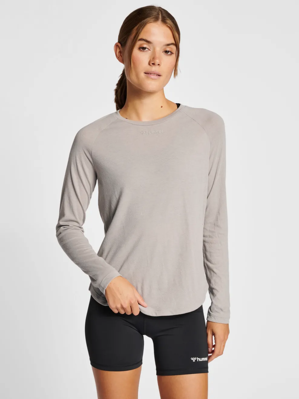 hmlMT VANJA T-SHIRT L/S