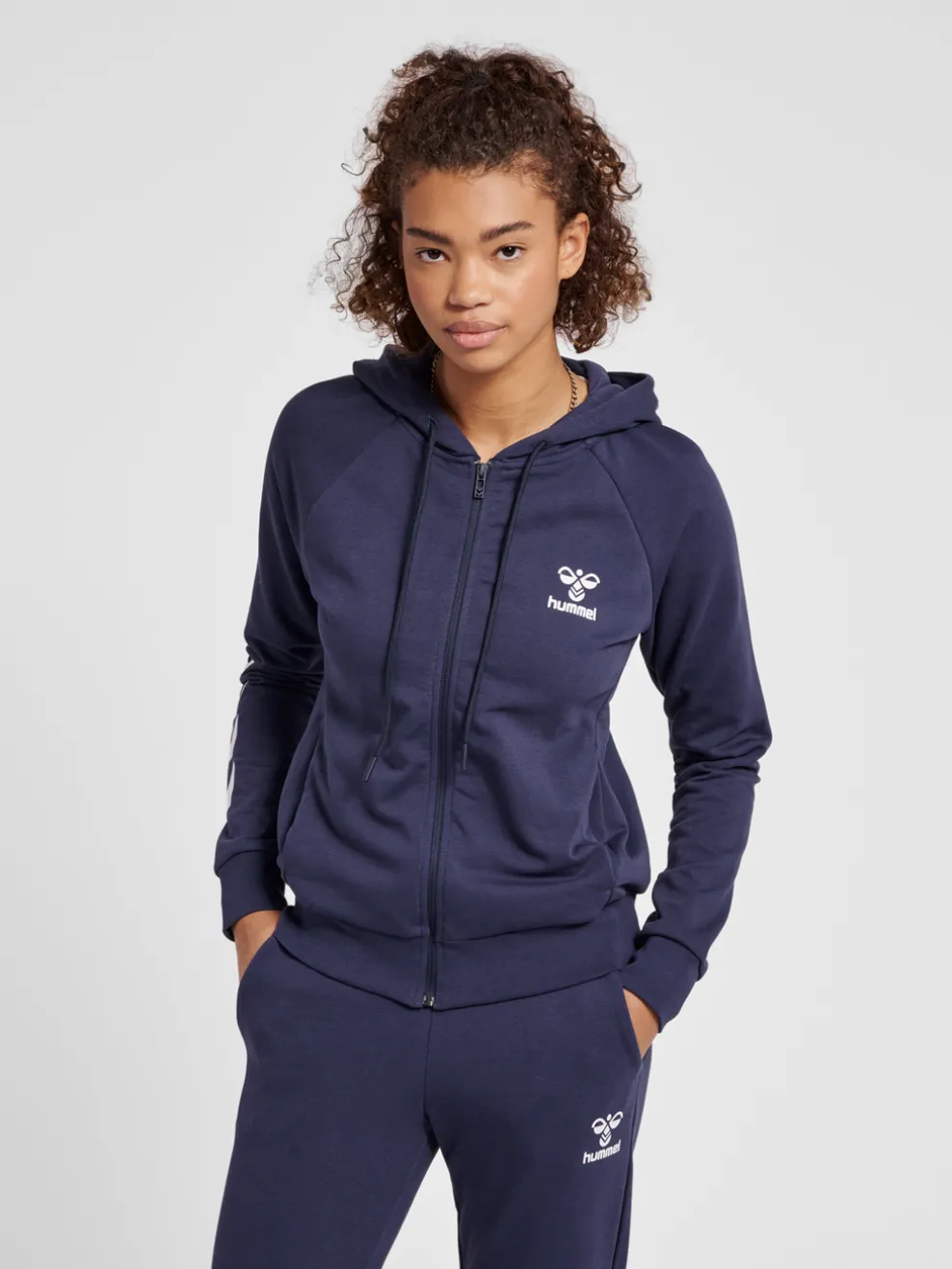 hmlNONI 2.0 ZIP HOODIE