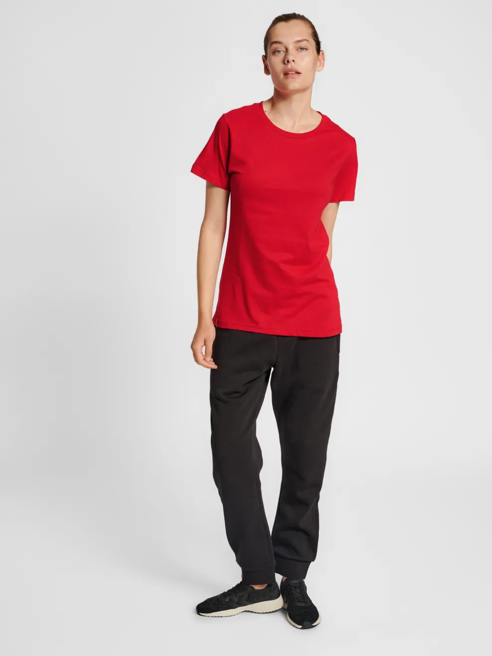 hmlRED BASIC T-SHIRT S/S WOMAN