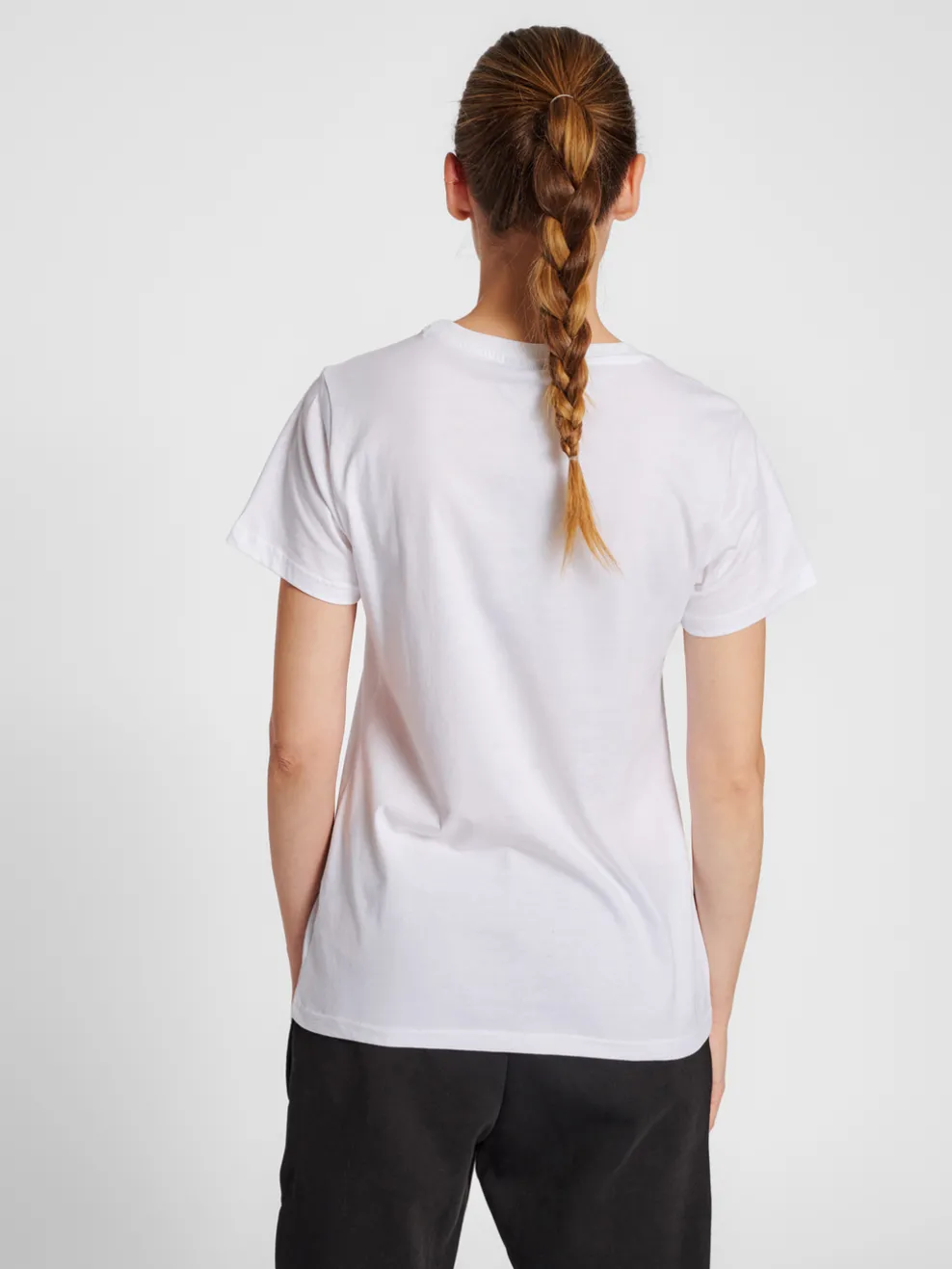 hmlRED BASIC T-SHIRT S/S WOMAN