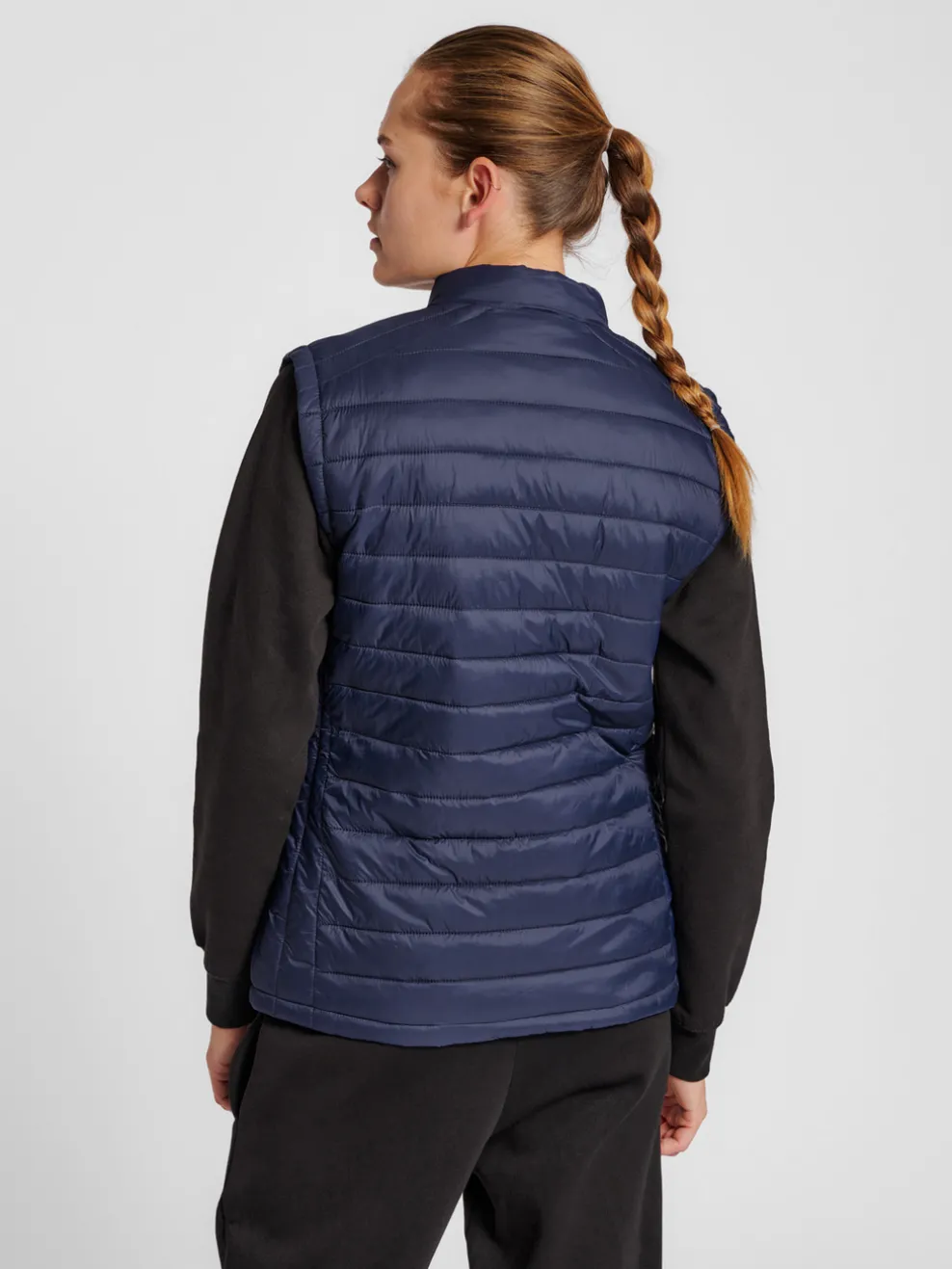 hmlRED QUILTED WAISTCOAT WOMAN