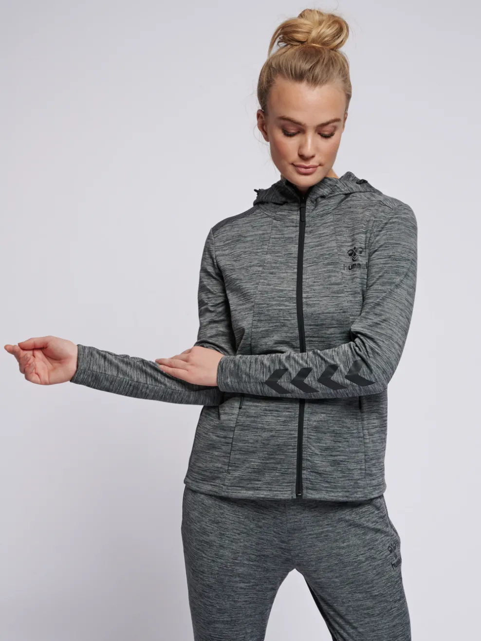 hmlSELBY ZIP HOODIE