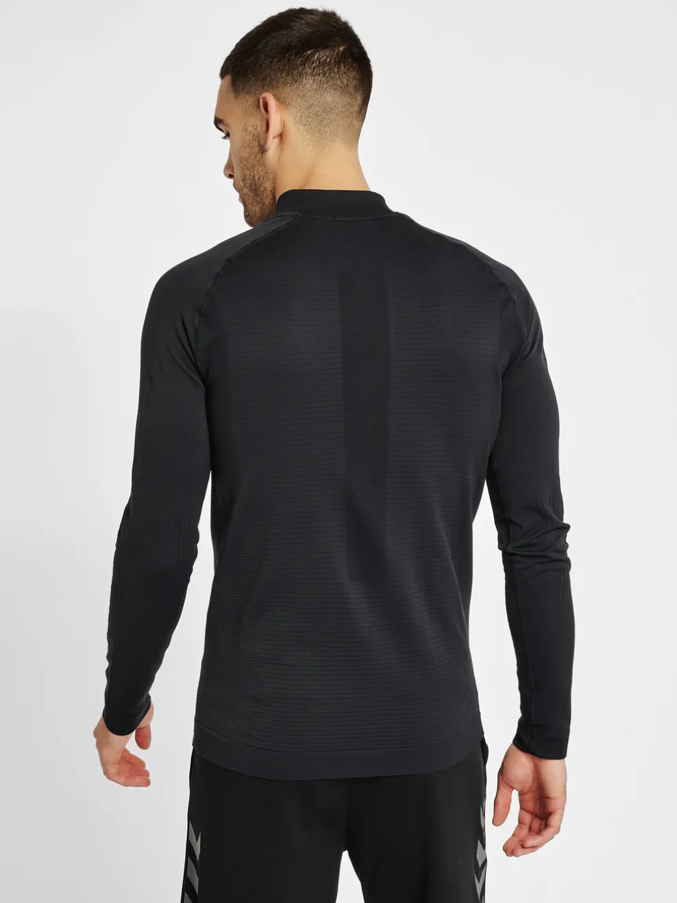 hmlSTROKE SEAMLESS HALF ZIP