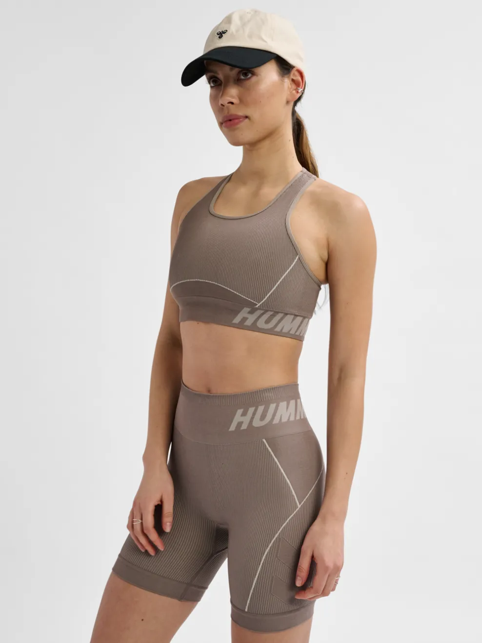 hmlTE CHRISTEL SEAMLESS SPORTS TOP