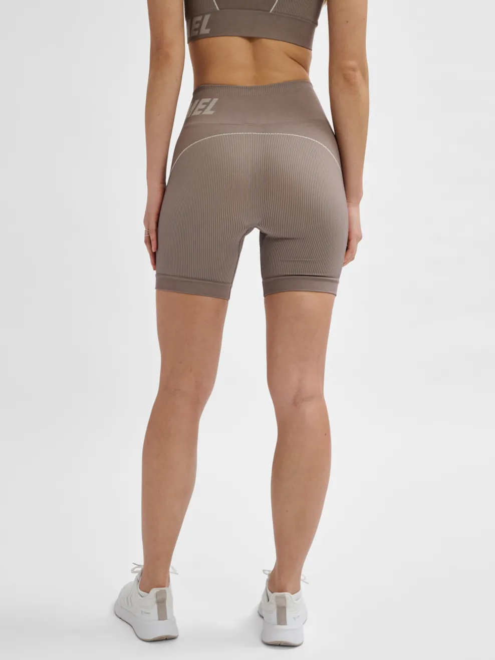 hmlTE CHRISTEL SEAMLESS SHORTS