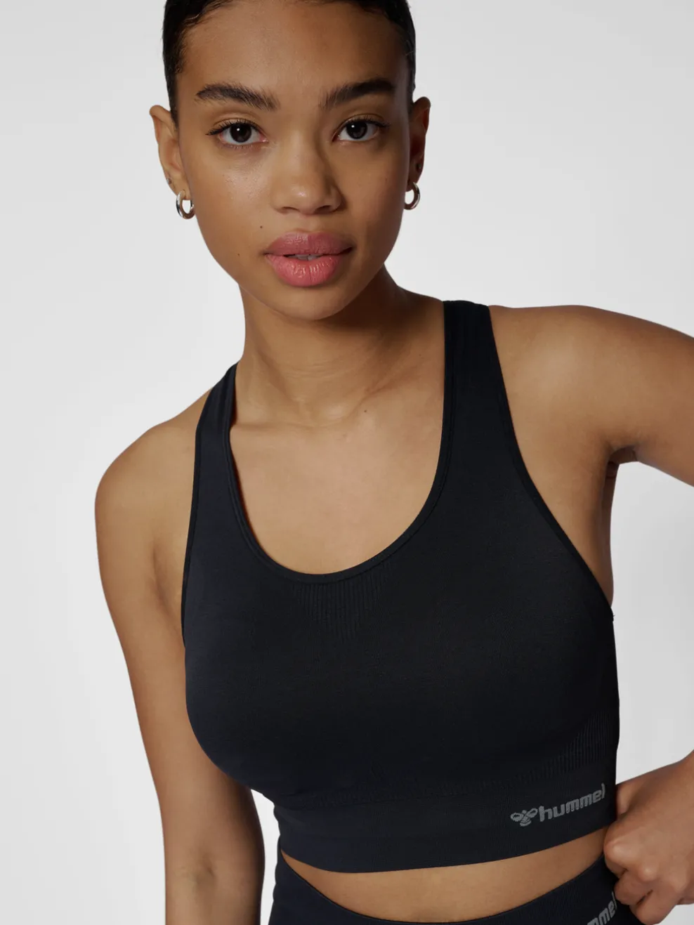 hmlTIF SEAMLESS PADDED SPORTS BRA