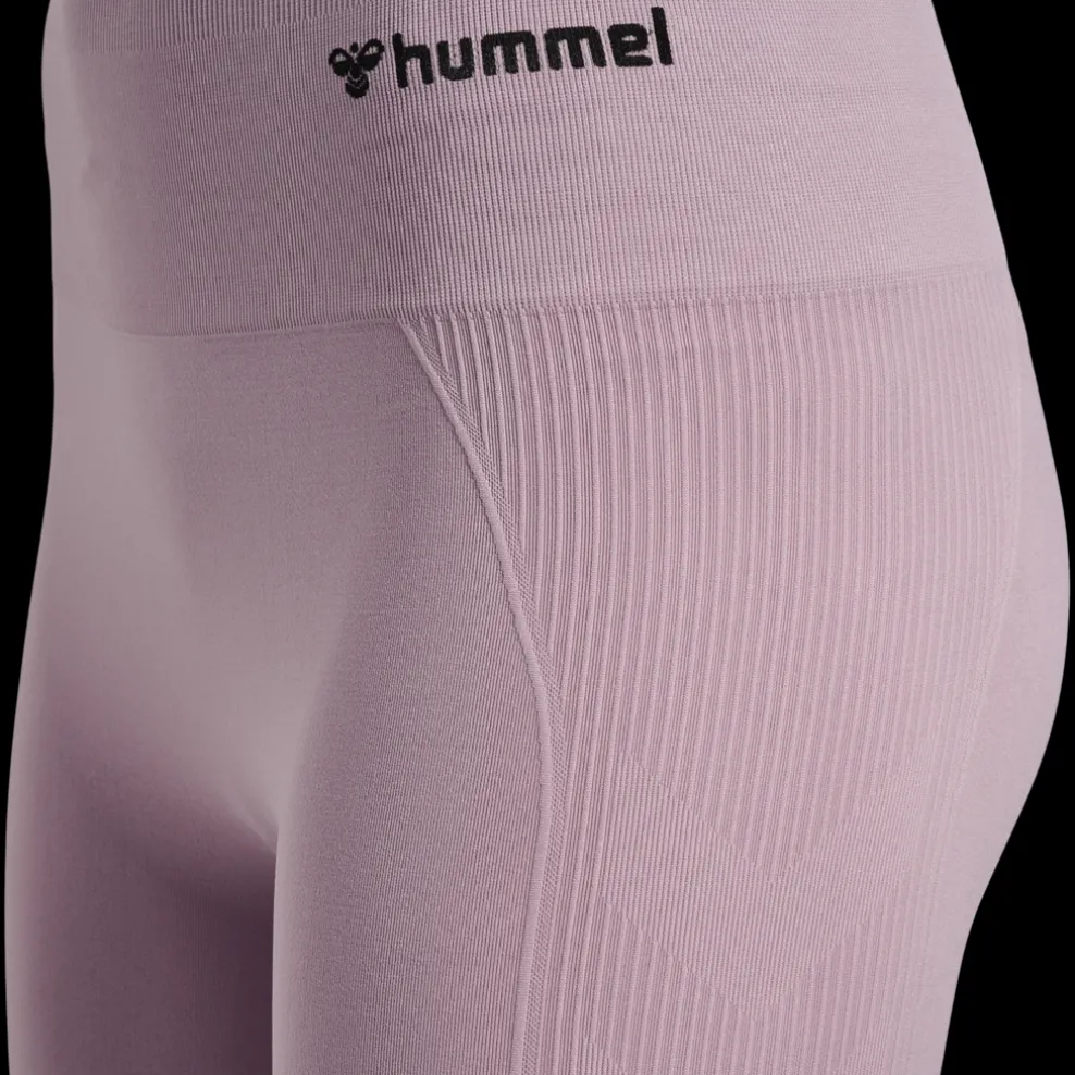 hmlTIF SEAMLESS SHORTS