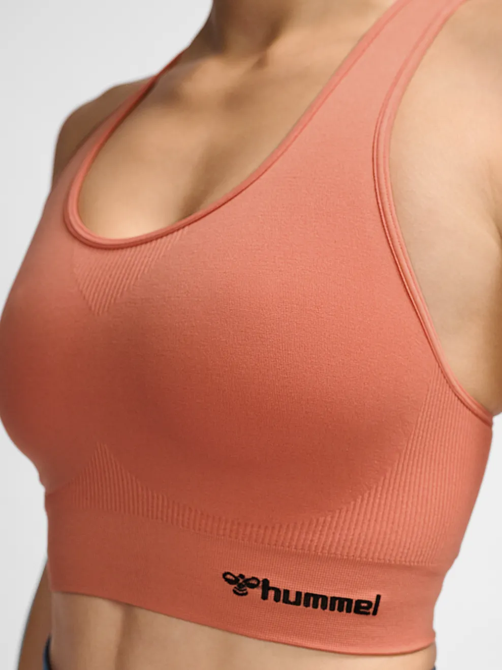 hmlTIF SEAMLESS SPORTS TOP
