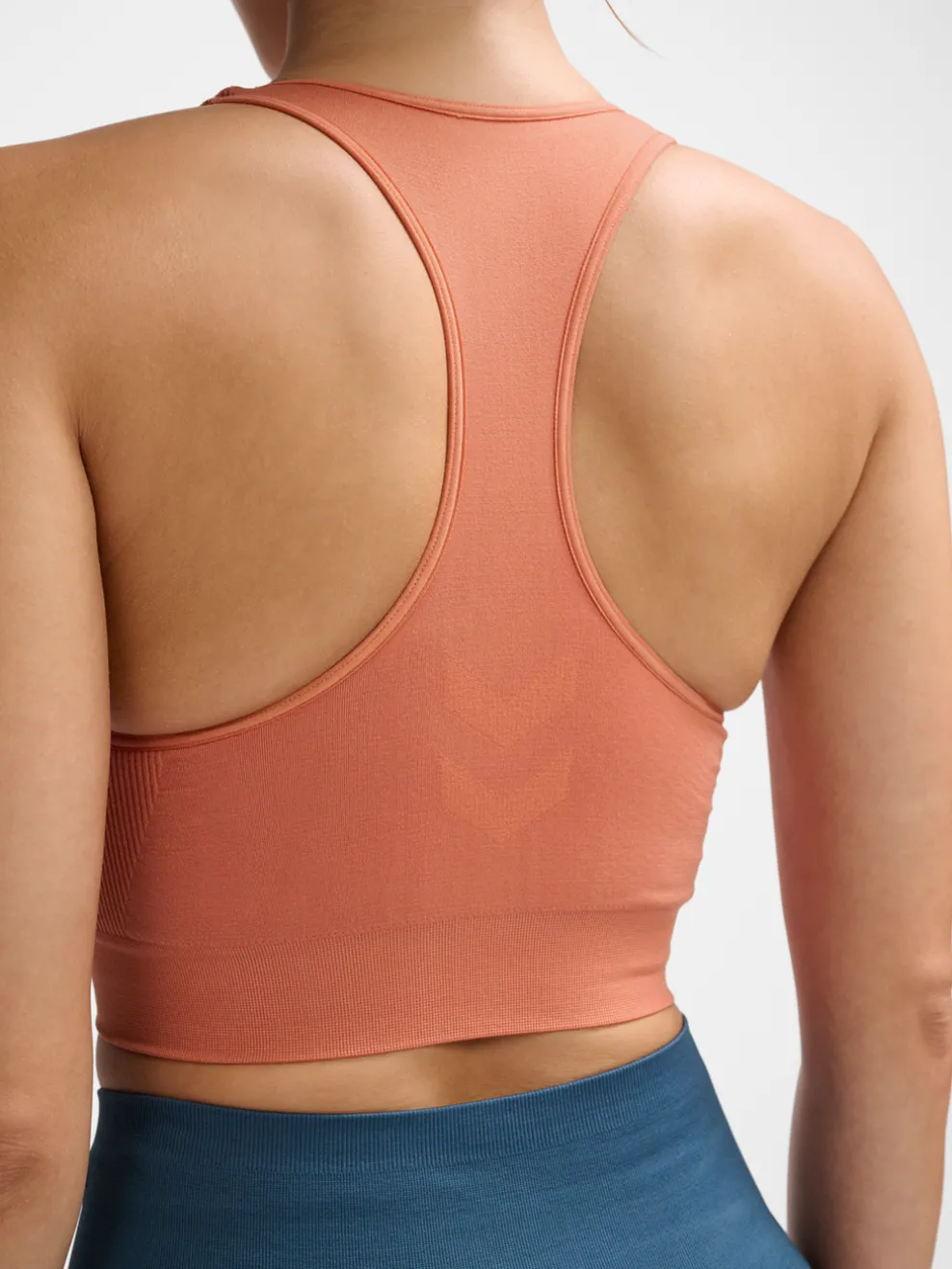 hmlTIF SEAMLESS SPORTS TOP