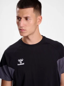 hmlTRAVEL T-SHIRT S/S