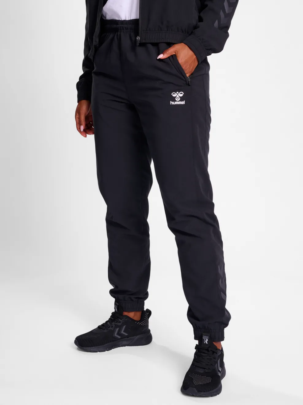 hmlTRAVEL WOVEN PANTS WOMAN