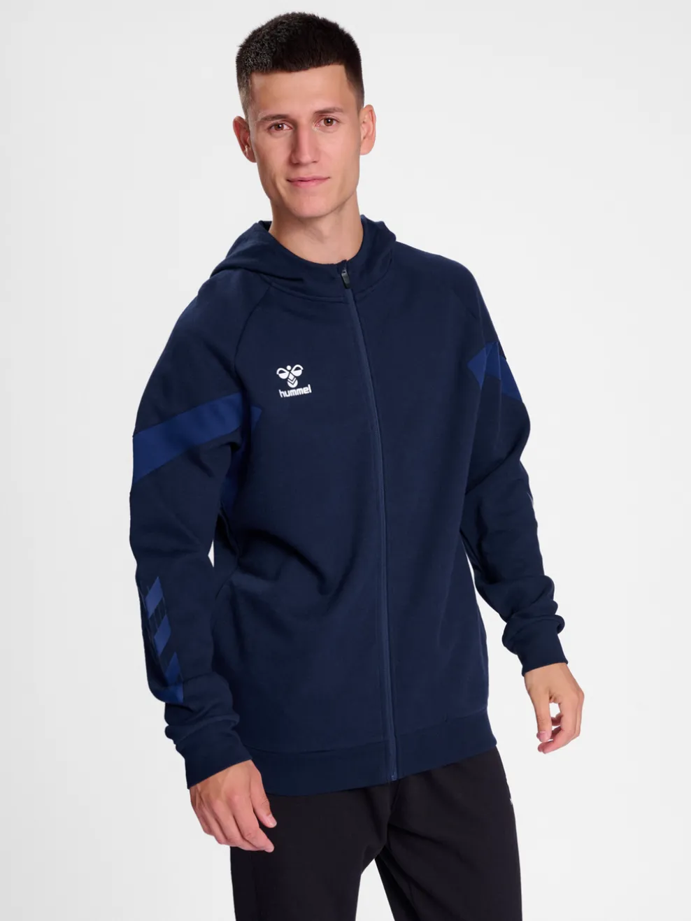 hmlTRAVEL ZIP HOODIE