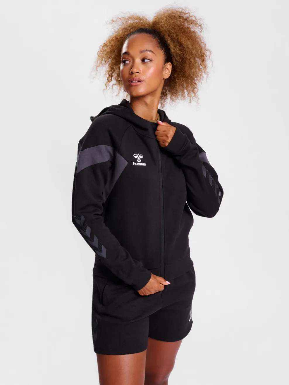 hmlTRAVEL ZIP HOODIE WOMAN