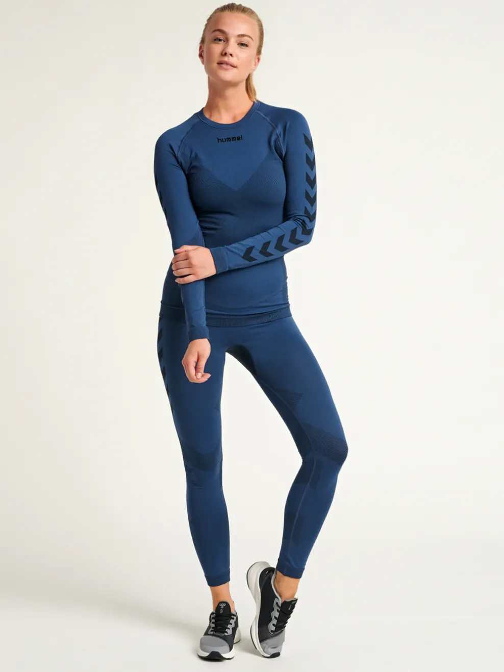 HUMMEL FIRST SEAMLESS JERSEY L/S WOMAN