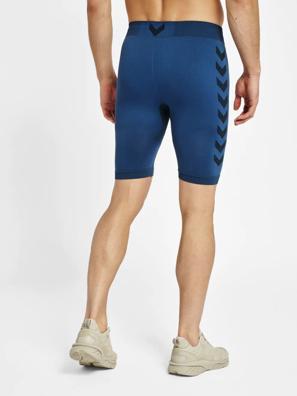 HUMMEL FIRST SEAMLESS TR SHT TIGHTS