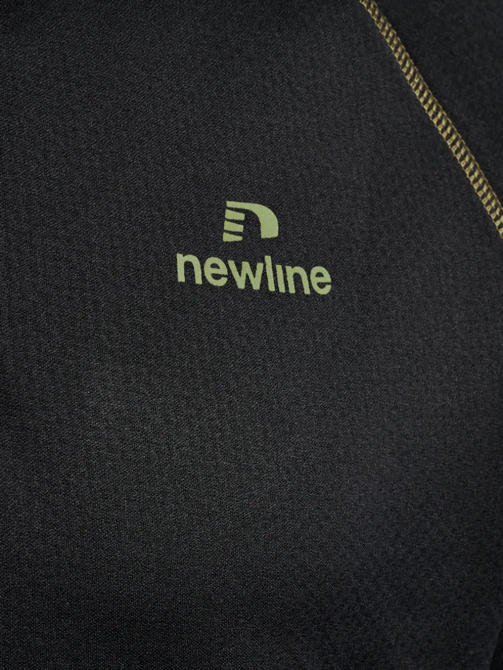 nwlAGILE HALF ZIP MIDLAYER