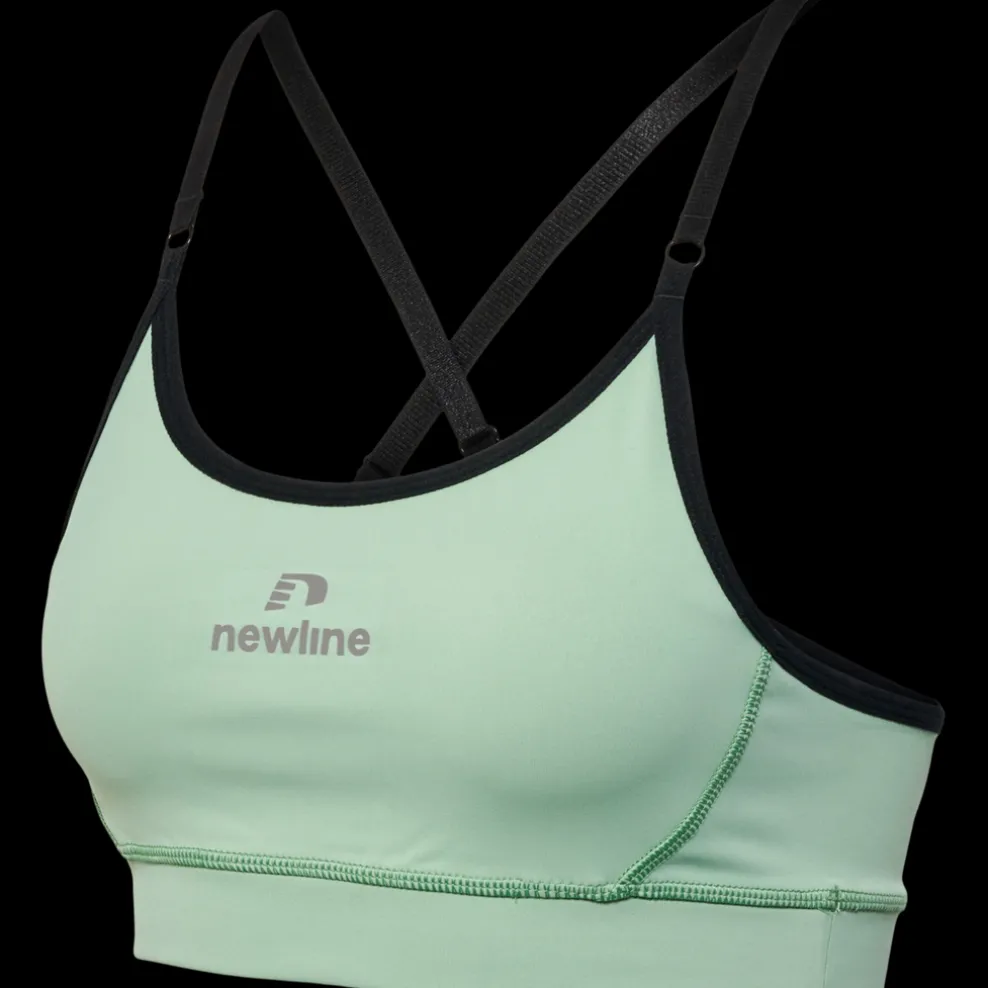 nwlAUGUSTA BRA WOMAN