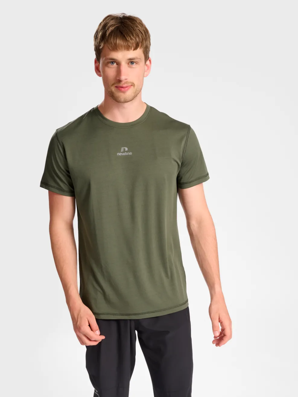 nwlBEAT POLY TEE