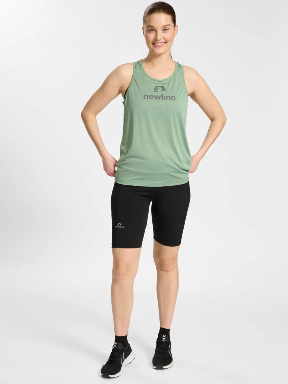nwlFONTANA SINGLET WOMAN