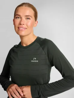 nwlPACE LS SEAMLESS WOMAN