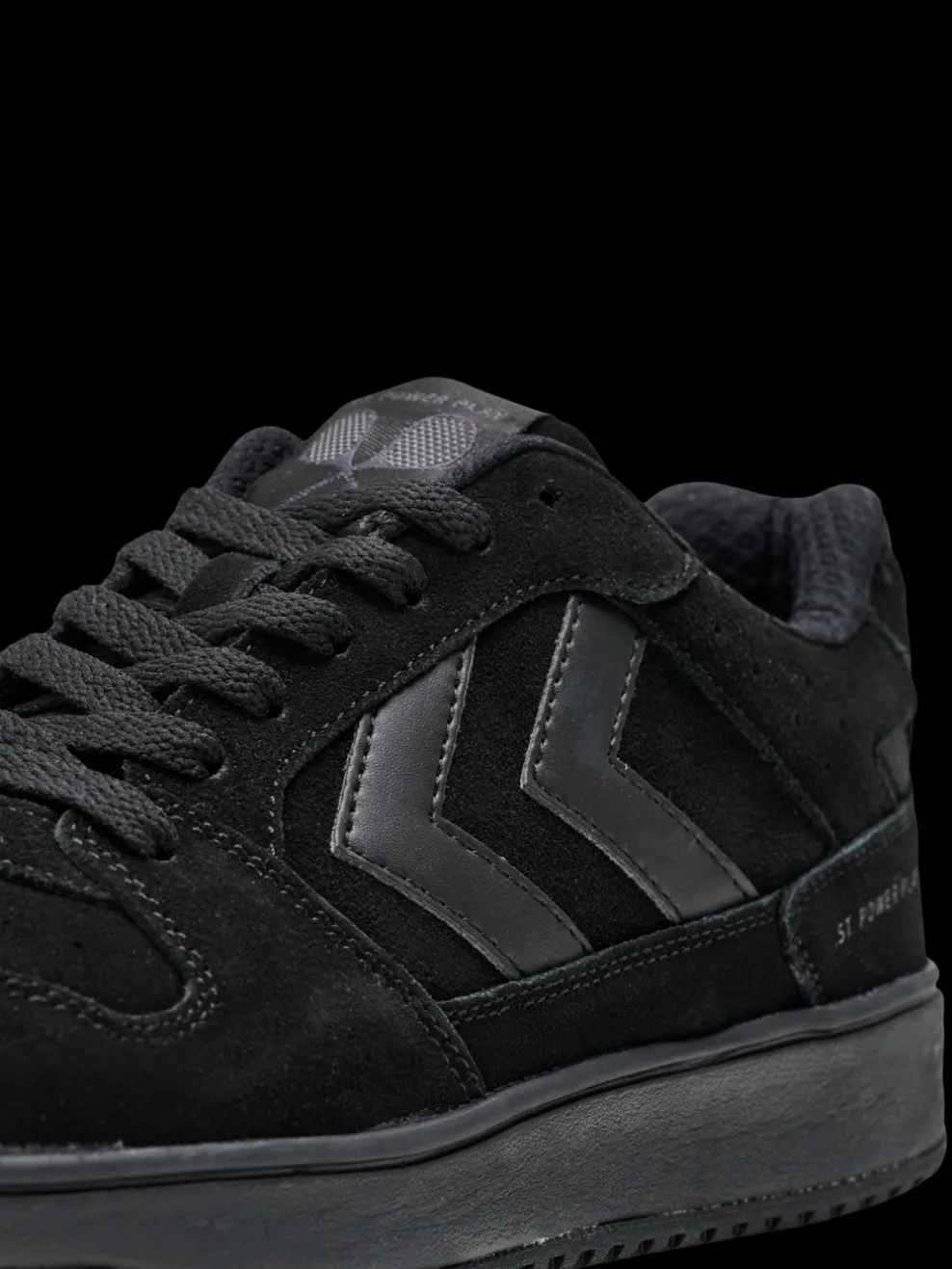 ST. POWER PLAY SUEDE