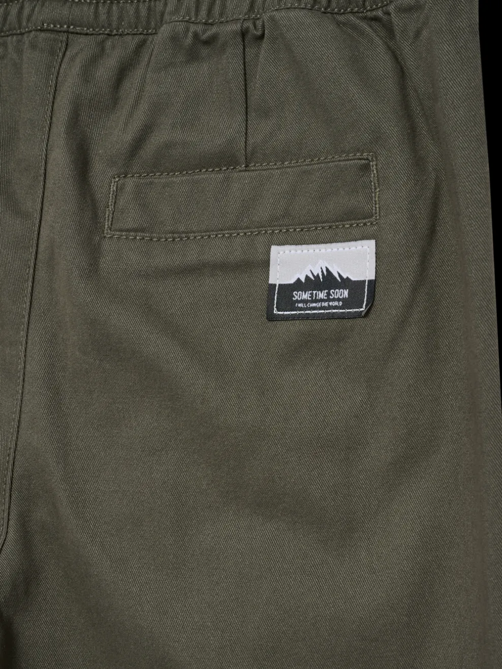stsARK PANTS