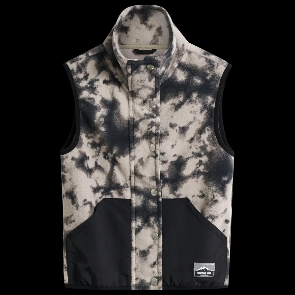 stsBASE VEST