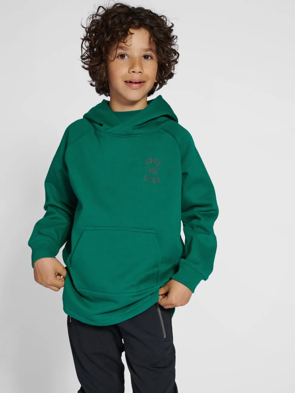 stsMONTEREY HOODIE