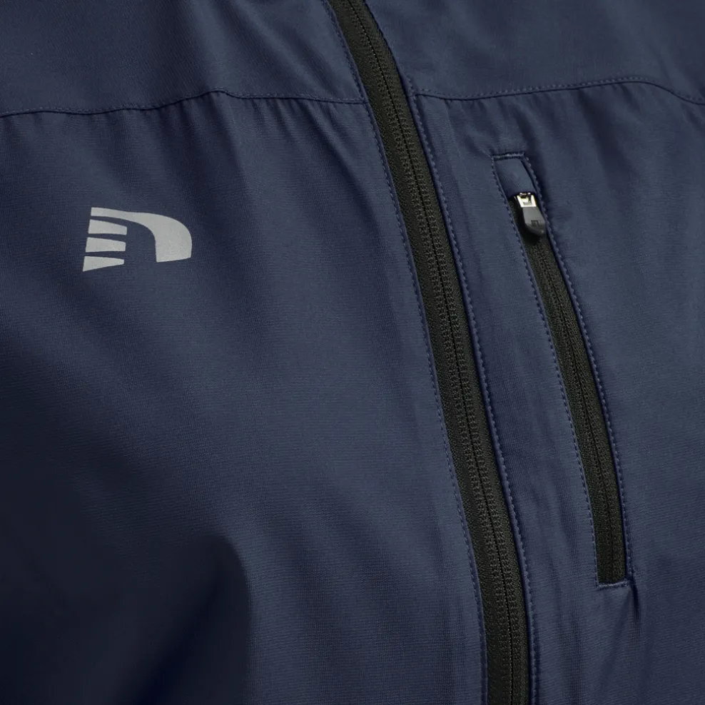 WOMEN'S CORE JACKET